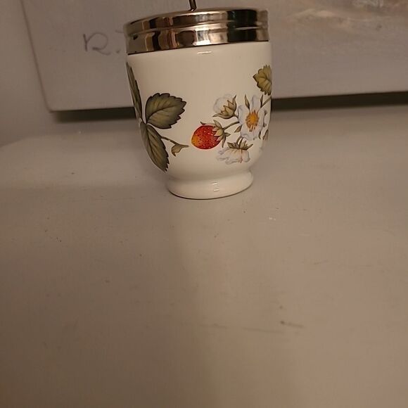 Royal Worcester Egg Coddler - Picture 2 of 8